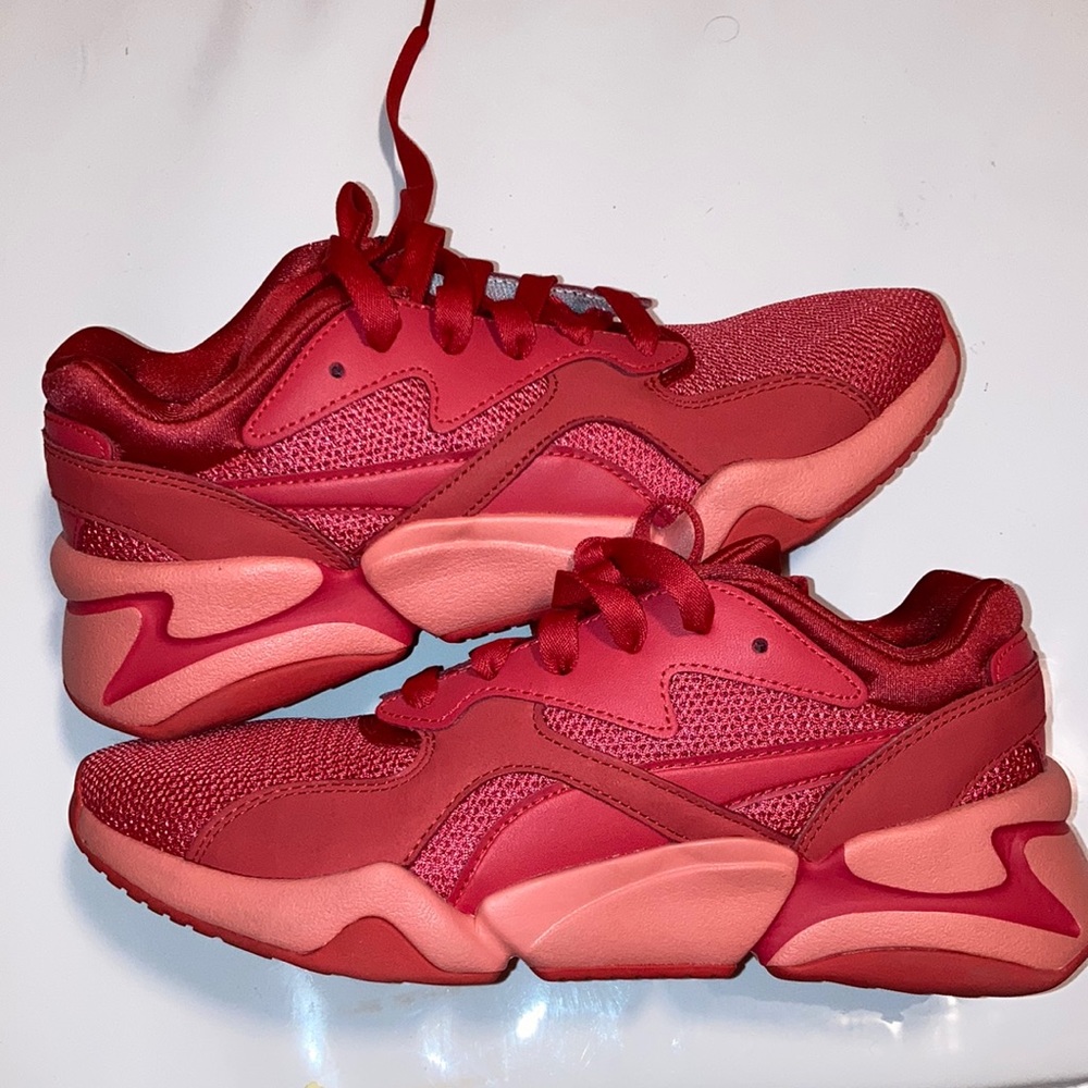 Puma Nova